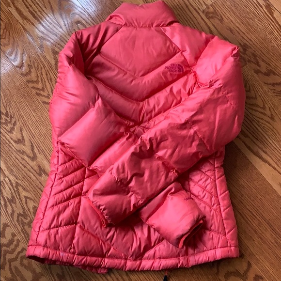 NorthFace Women’s Jacket - Picture 9 of 10
